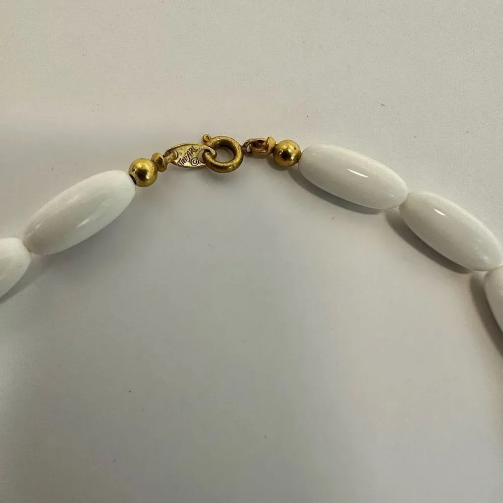 Trifari vintage white and navy blue beaded barrel necklace